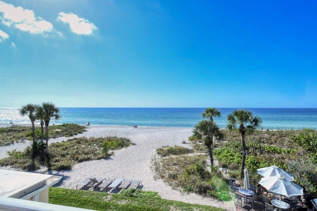 Laplaya 201C Breathtaking Gulf Panorama From This Corner End Unit With A Private Stairway To The Beach Longboat Key Extérieur photo
