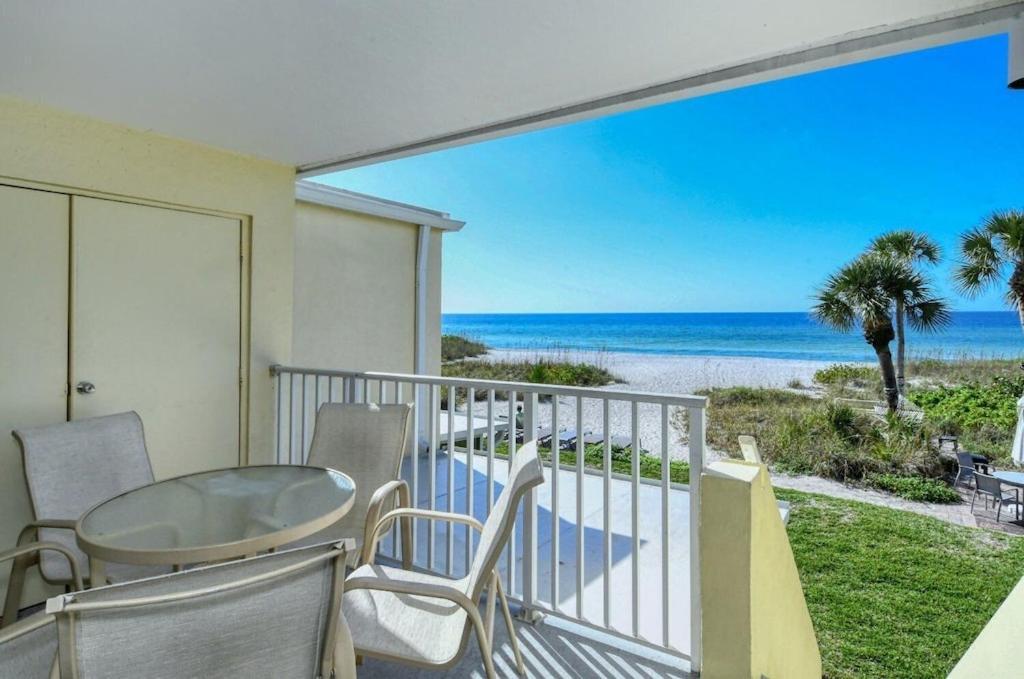 Laplaya 201C Breathtaking Gulf Panorama From This Corner End Unit With A Private Stairway To The Beach Longboat Key Extérieur photo